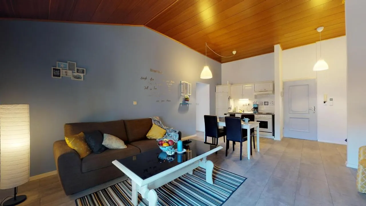 Nina Deluxe Superior 5 Star Apartment, Your Piece Of Heaven By The Sea & Park Novigrad