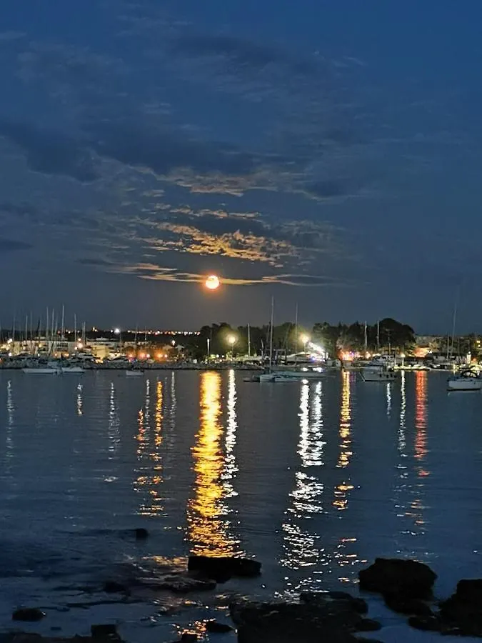 Nina Deluxe Superior 5 Star Apartment, Your Piece Of Heaven By The Sea & Park Novigrad  Apartment Novigrad (Istria)