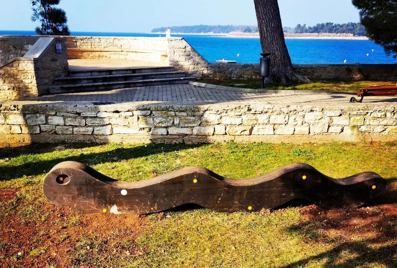 Lägenhet Nina Deluxe Superior 5 Star Apartment, Your Piece Of Heaven By The Sea & Park Novigrad Istria
