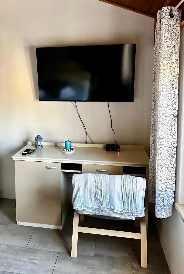 Nina Deluxe Superior 5 Star Apartment, Your Piece Of Heaven By The Sea & Park Novigrad Istria 0*,
